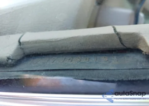 1974 Chevrolet Corvette z USA, uszkodzony, nr VIN 1Z37J4S415346